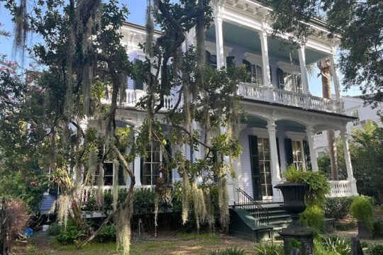 New Orleans Garden District Walking Tour