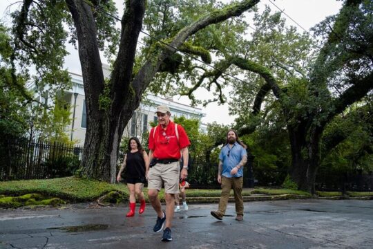 New Orleans Garden District Walking Tour